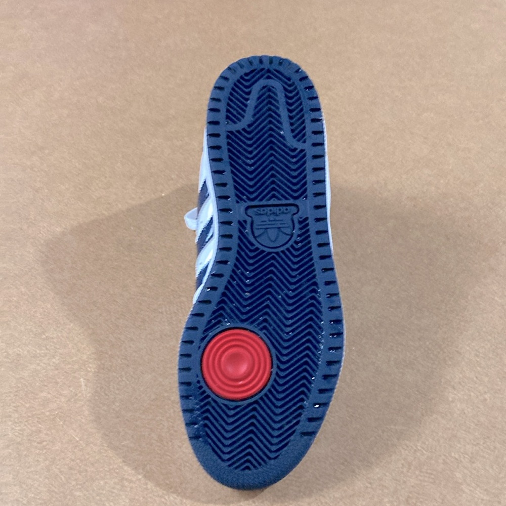 ADIDAS - Picture 5 of 6